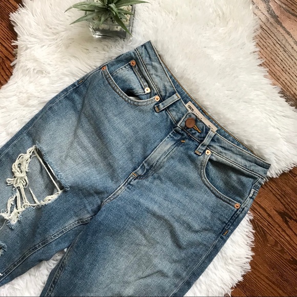 ASOS Distressed high waisted cropped denim jeans - Picture 3 of 7